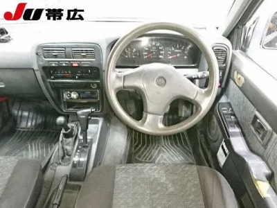 Nissan DATSUN PICKUP