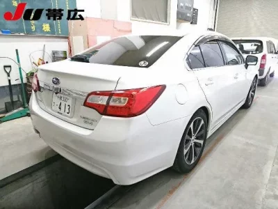 Subaru LEGACY B4
