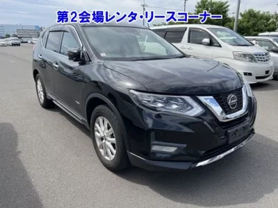 Nissan X-TRAIL