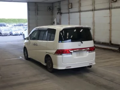 Honda STEP WAGON
