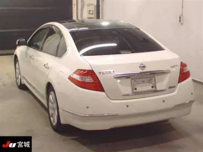 Nissan TEANA
