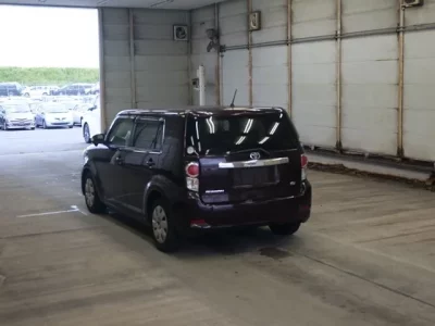 Toyota COROLLA RUMION