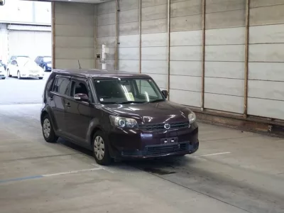 Toyota COROLLA RUMION