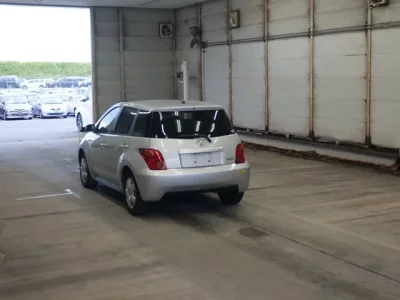 Toyota IST