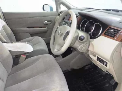 Nissan TIIDA LATIO