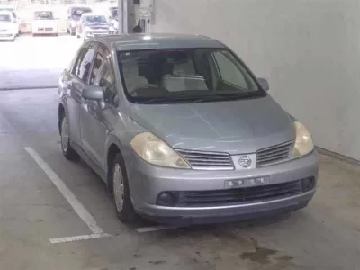 Nissan TIIDA LATIO