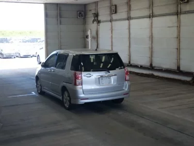 Toyota RAUM