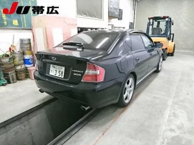 Subaru LEGACY B4