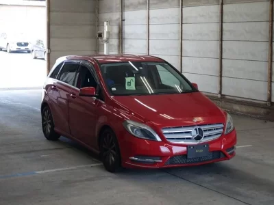 Mercedes-Benz B CLASS