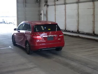 Mercedes-Benz B CLASS
