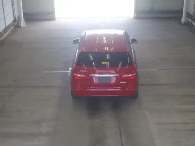 Mercedes-Benz B CLASS