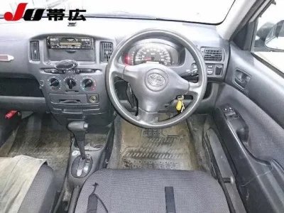 Toyota SUCCEED