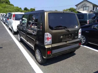 Daihatsu NAKED