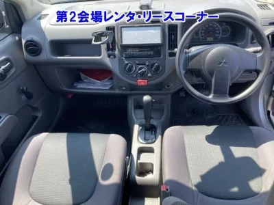 Mitsubishi LANCER VAN