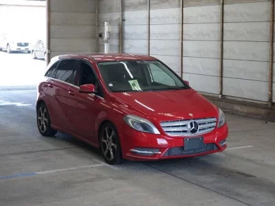 Mercedes-Benz B CLASS