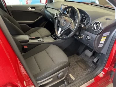 Mercedes-Benz B CLASS