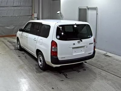 Toyota SUCCEED