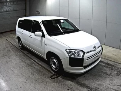 Toyota SUCCEED