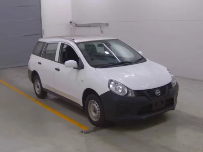 Nissan AD