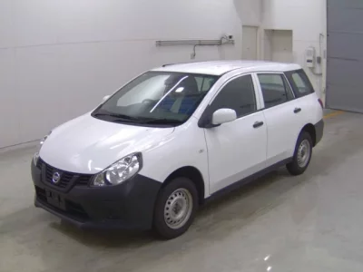 Nissan AD