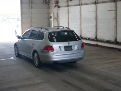 Volkswagen GOLF VARIANT