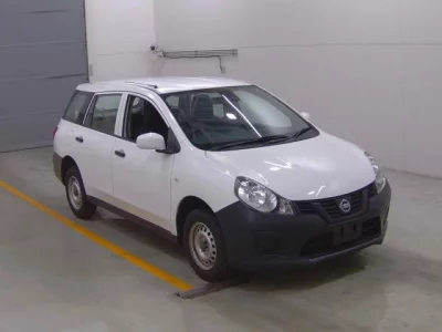 Nissan AD