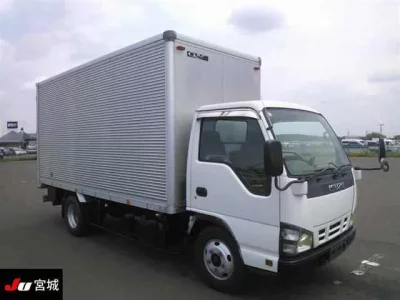 Isuzu ELF