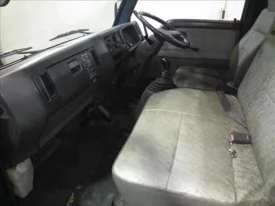 Mazda TITAN