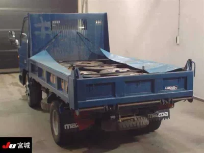 Mazda TITAN