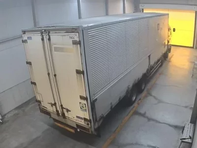 Isuzu TRUCK