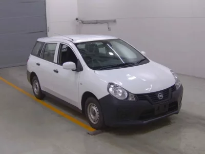 Nissan AD
