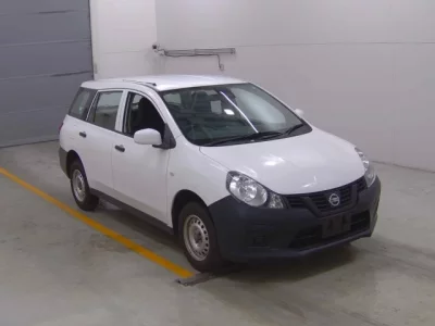 Nissan AD