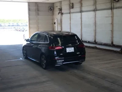 Mercedes-Benz B CLASS