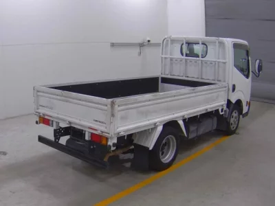 Nissan ATLAS