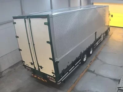 Isuzu TRUCK