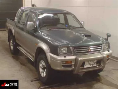 Mitsubishi STRADA
