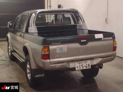 Mitsubishi STRADA