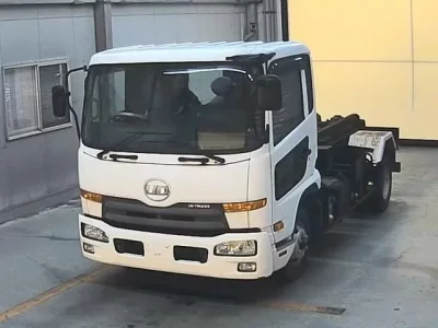 Nissan CONDOR