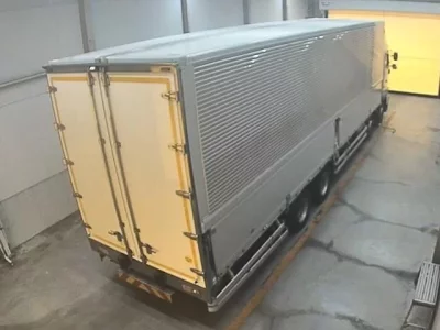Hino TRUCK