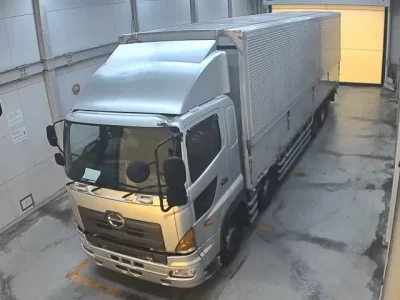 Hino TRUCK