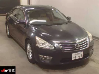 Nissan TEANA