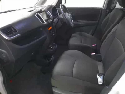 Mitsubishi DELICA D2