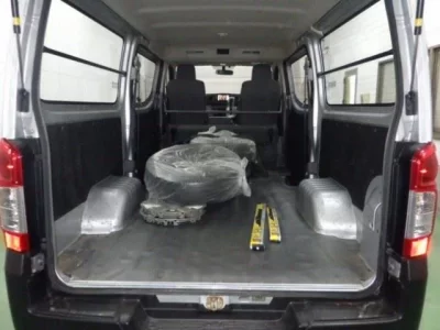 Nissan CARAVAN VAN