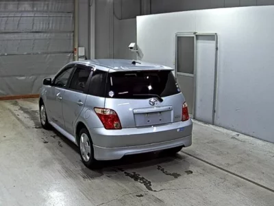 Toyota IST