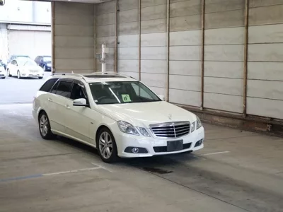 Mercedes-Benz E CLASS WAGON