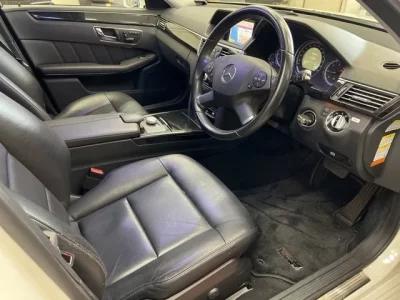 Mercedes-Benz E CLASS WAGON
