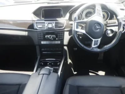 Mercedes-Benz E CLASS WAGON