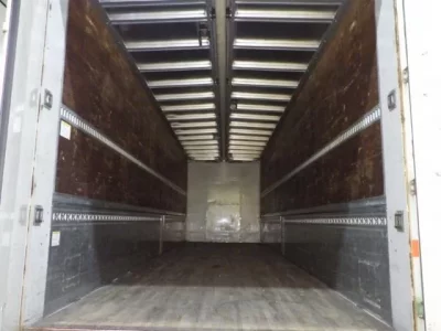 Isuzu TRUCK