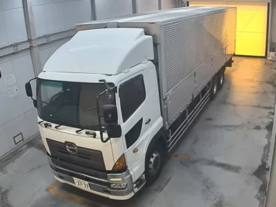 Hino TRUCK