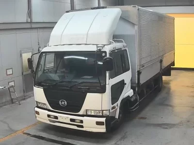 Nissan CONDOR